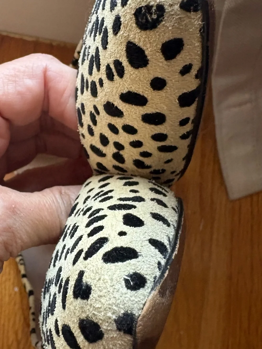 Vionic Lena Spot Calf Hair Pointed Toe Ballet Flats Animal Print Comfort 6 $148 - Picture 7 of 10